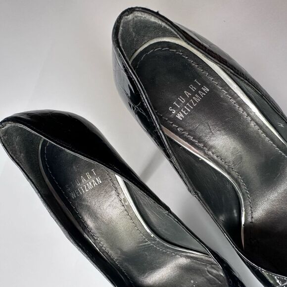 Stuart Weitzman Crocodile Embossed Black Patent Leather Peep Toe Pump Size 7 - Picture 13 of 16
